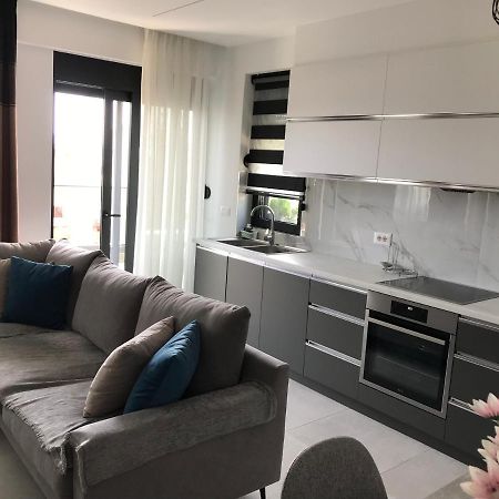 Saranda Lux Apartments מראה חיצוני תמונה